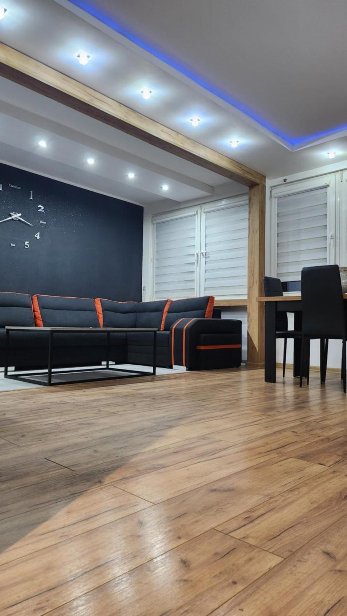 Ekskluzywny Apartament W Centrum Z Klimatyzacja I Balkonem Lubin  Ngoại thất bức ảnh