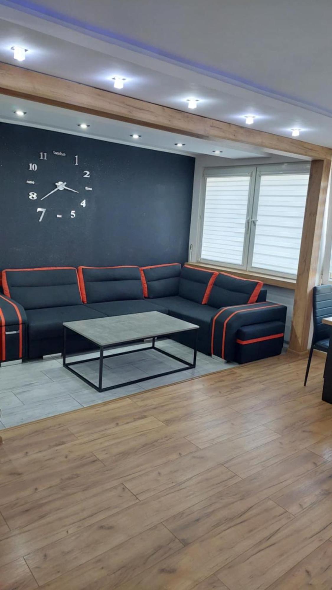 Ekskluzywny Apartament W Centrum Z Klimatyzacja I Balkonem Lubin  Ngoại thất bức ảnh